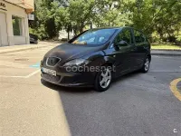 Usado Seat Altea 105 CV (77 kW) 2004 Gris / plata Monovolumen