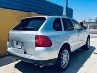 Usado Porsche Cayenne S 385 CV (283 kW) 2007 Gris / plata SUV