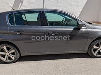 Usado Peugeot 308 Active 120 CV (88 kW) 2017 Gris / plata Berlina