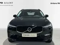 Käytetty Volvo XC60 Core 197 HP (144 kW) 2023 Musta Katumaasturi
