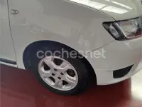 Usado Dacia Logan MCV Lauréate 90 CV (66 kW) 2015 Blanco Familiar