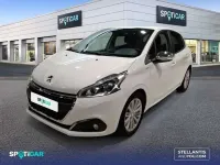 Usado Peugeot 208 Style 82 CV (60 kW) 2018 Blanco Utilitario