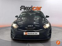 Usado Kia Ceed 136 CV (100 kW) 2023 Negro Utilitario
