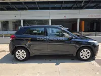 Usado Hyundai i20 84 CV (61 kW) 2016 Negro Berlina