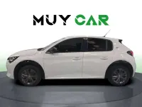 Usado Peugeot e-208 Allure 100 kW (136 CV) 2022 Blanco Utilitario