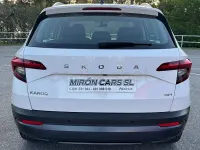 Usado Skoda Karoq Ambition 150 CV (110 kW) 2022 Blanco SUV