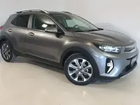Nuevo Kia Stonic Style 100 CV (73 kW) 2025 Gris SUV