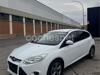 Usado Ford Focus 125 CV (91 kW) 2014 Blanco Berlina