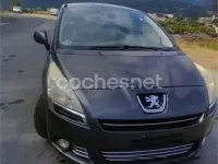 Usado Peugeot 5008 Allure 115 CV (84 kW) 2013 Negro Monovolumen