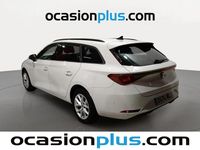 Usado Seat Leon Style 130 CV (95 kW) 2023 Blanco Monovolumen