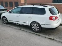 Usado VW Passat Advance 105 CV (77 kW) 2011 Blanco Familiar