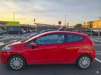 Usado Ford Fiesta Trend 82 CV (60 kW) 2011 Rojo Berlina