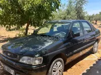 Usado Ford Escort 89 CV (65 kW) 1992 Verde Berlina