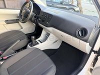 Usado Seat Mii Reference 60 CV (44 kW) 2016 Blanco Utilitario