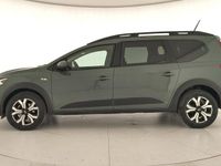 Usado Dacia Jogger Expression 110 CV (80 kW) 2024 Verde Monovolumen