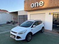 Usado Ford Kuga Titanium 150 HP (110 kW) 2014 Branco SUV
