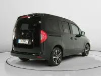 Usado Mercedes T180 116 CV (85 kW) 2023 Negro Monovolumen