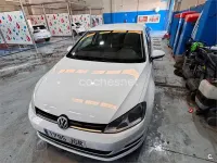 Usado VW Golf VII Advance 125 CV (91 kW) 2015 Blanco Familiar