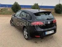 Usado Seat Leon Sport 140 CV (102 kW) 2007 Negro Utilitario