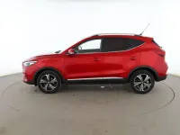 Usado MG ZS Comfort 106 CV (77 kW) 2023 Rojo SUV
