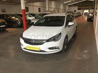 Usado Opel Astra Edition 105 CV (77 kW) 2020 Blanco Familiar
