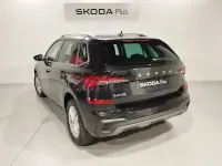 Usado Skoda Kamiq Selection 115 CV (84 kW) 2025 Negro SUV
