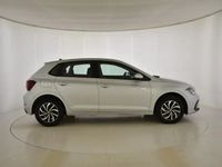 Usado VW Polo Life 95 CV (69 kW) 2024 Gris/plata