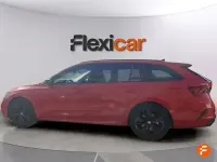 Usado Skoda Octavia RS 245 CV (180 kW) 2024 Rojo Familiar
