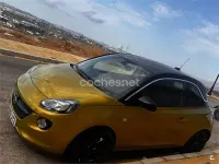 Usado Opel Adam Rocks 100 CV (73 kW) 2017 Amarillo Utilitario