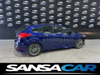 Usado Ford Focus ST-Line 125 CV (91 kW) 2017 Azul Berlina