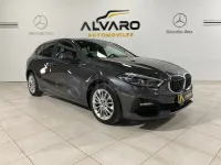 Usado BMW 118 Sport Line 136 CV (100 kW) 2020 Gris / plata Berlina