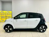 Usado Smart ForFour Electric Drive Passion 60 kW (82 CV) 2020 Blanco Utilitario