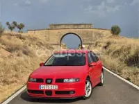 Usado Seat Leon Sport 150 CV (110 kW) 2003 Rojo Utilitario