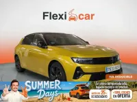 Usado Opel Astra 131 CV (96 kW) 2022 Amarillo Berlina
