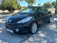 Usado Peugeot 207 CC Sport 110 CV (80 kW) 2007 Negro Descapotable