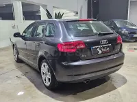 Usado Audi A3 Sportback Ambition 140 CV (102 kW) 2010 Negro Utilitario