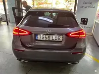 Usado Mercedes A180 109 CV (80 kW) 2019 Gris / plata Berlina