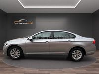 Usado VW Passat Business 150 CV (110 kW) 2020 Beige Berlina