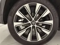 Usado Renault Austral Techno 200 CV (147 kW) 2025 Blanco SUV