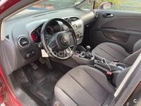 Usado Seat Leon Stylance 105 CV (77 kW) 2007 Granate Utilitario