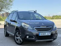 Usado Peugeot 2008 Allure 110 CV (80 kW) 2015 Gris / plata SUV