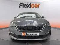 Usado Skoda Scala Ambition 116 CV (85 kW) 2021 Gris Utilitario