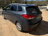 Usado Kia Carens 135 CV (99 kW) 2014 Negro Monovolumen