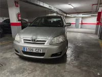 Usado Toyota Corolla Sol 116 CV (85 kW) 2004 Gris / plata Berlina