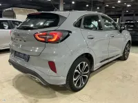 Usado Ford Puma ST-Line 125 CV (91 kW) 2021 Gris / plata SUV
