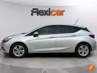 Usado Opel Astra Business Elegance 130 CV (95 kW) 2020 Gris Berlina