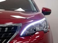 Usado Peugeot 3008 Allure 131 CV (96 kW) 2020 Rojo Monovolumen