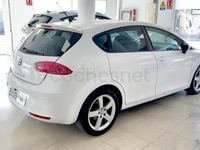 Usado Seat Leon Sport 125 CV (91 kW) 2010 Blanco Utilitario