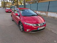 Usado Honda Civic Trend 100 CV (73 kW) 2010 Rojo Berlina