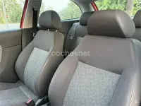 Usado Seat Ibiza 100 CV (73 kW) 2007 Rojo Utilitario